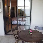 Апартамент Beautiful 1st-line Seaview Private In The Cliff Обзор