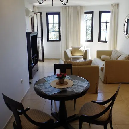 Beautiful 1st-line Seaview Private In The Cliff *