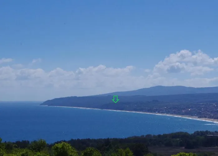 Beautiful 1st-line Seaview Private In The Cliff Апартамент